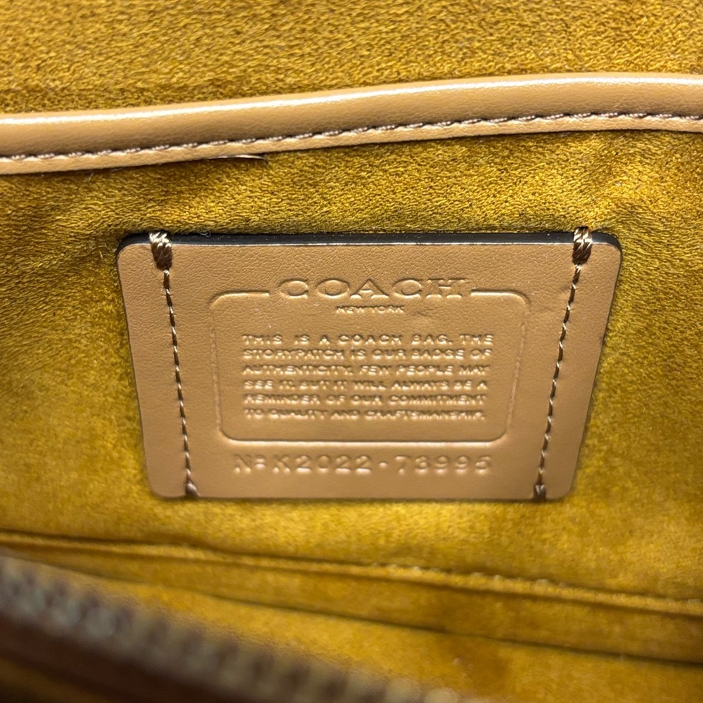 Coach Tabby 26 Shoulder Bag in Polished Pebble Leather - Chalk - Picture 11 of 16
